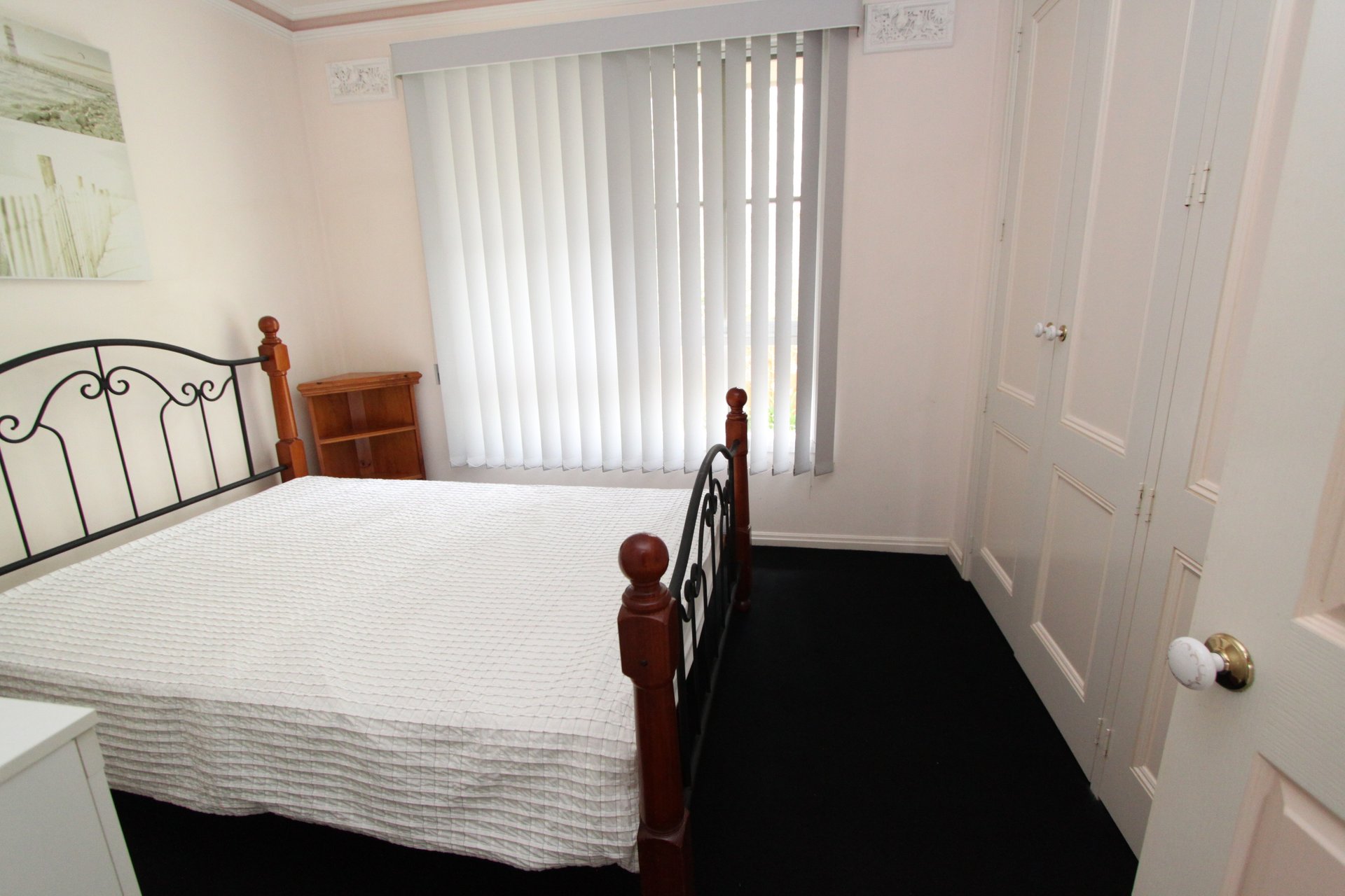 Property Gallery Thumbnail 7