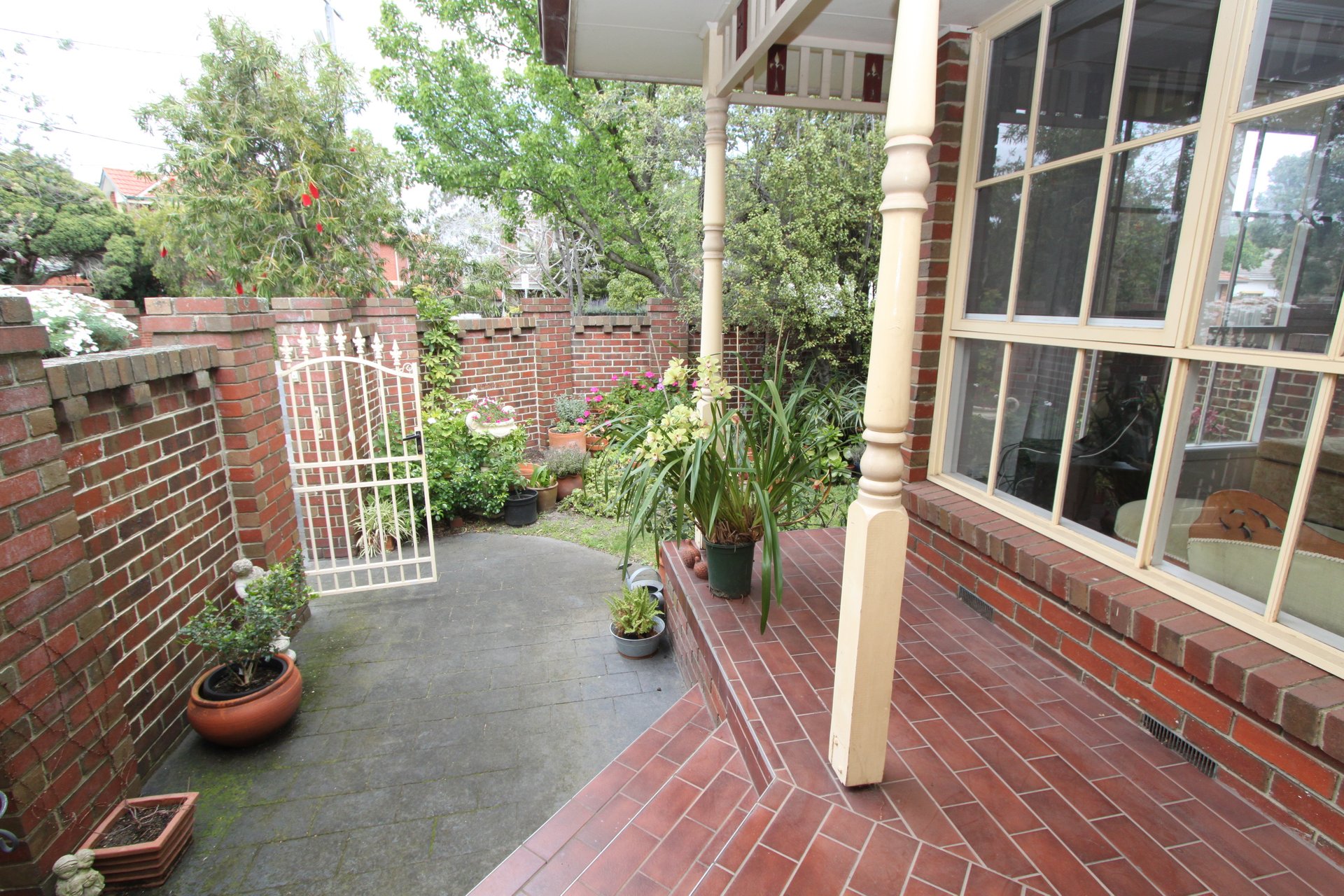 Property Gallery Thumbnail 12
