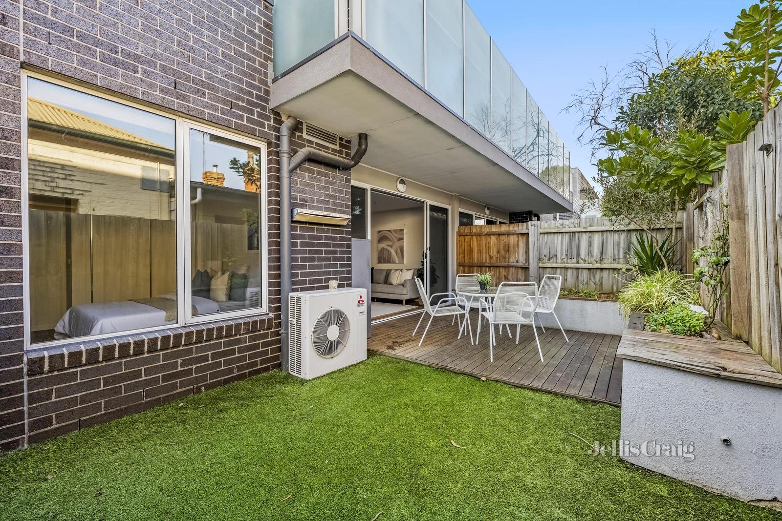 11/10 Charles Street, Brunswick image 11