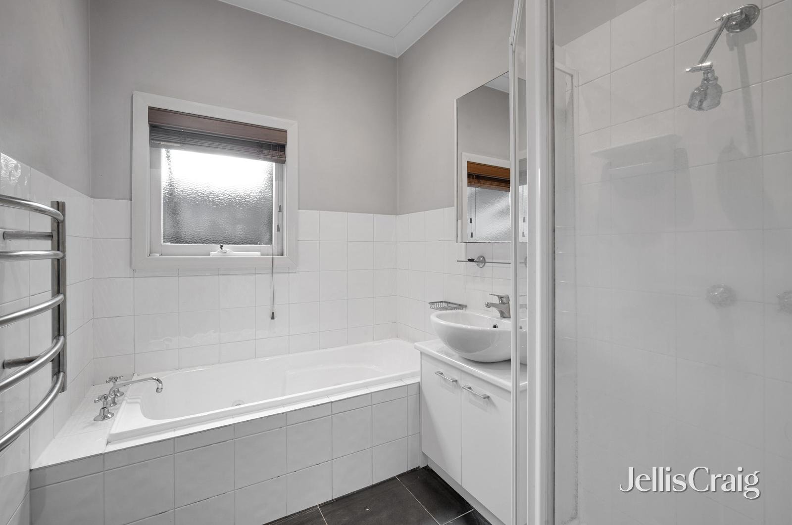 1110 Havelock Street, Ballarat North image 3