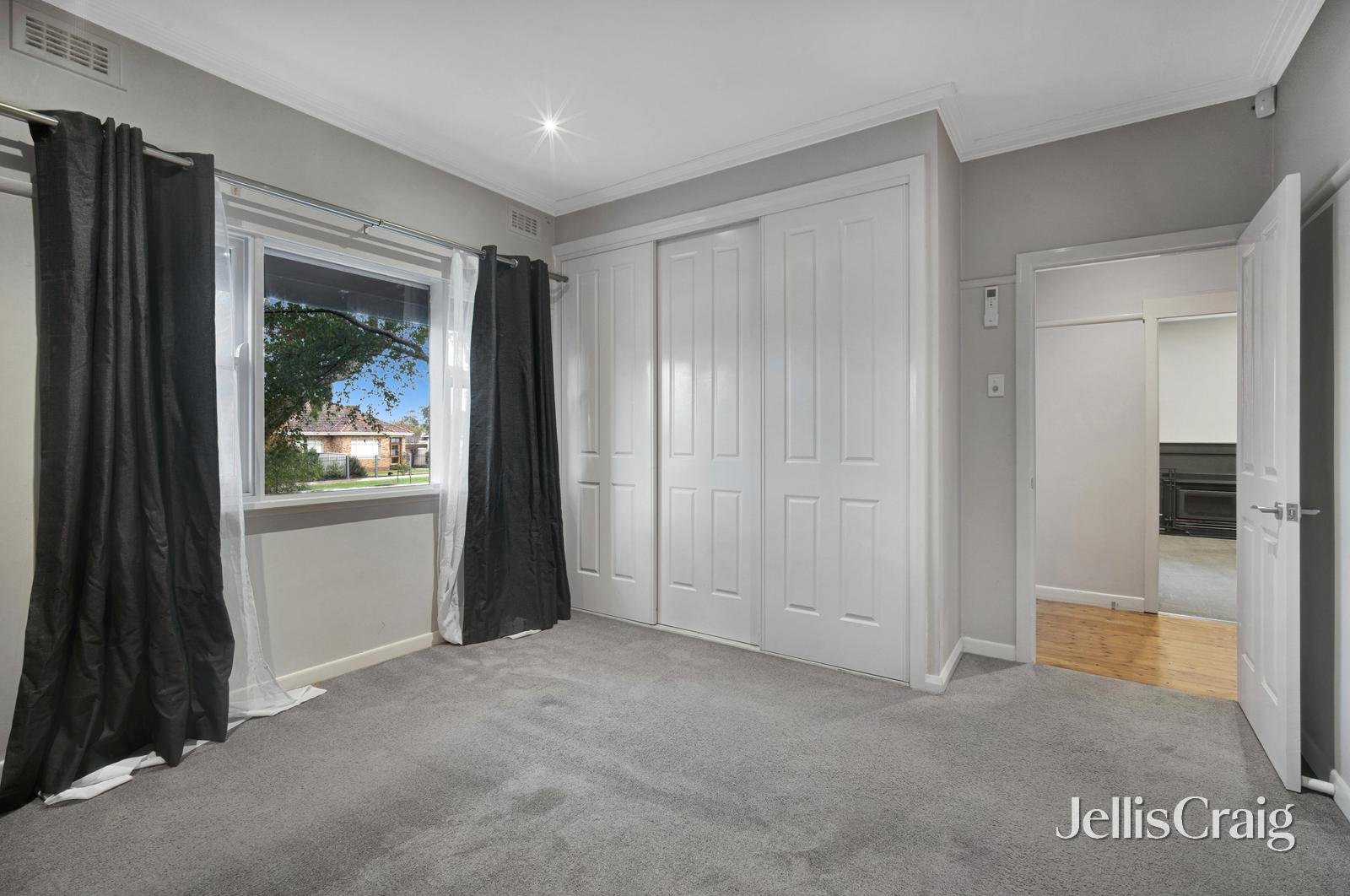 1110 Havelock Street, Ballarat North image 5