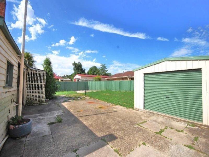 1110 Lydiard Street North, Ballarat North image 7