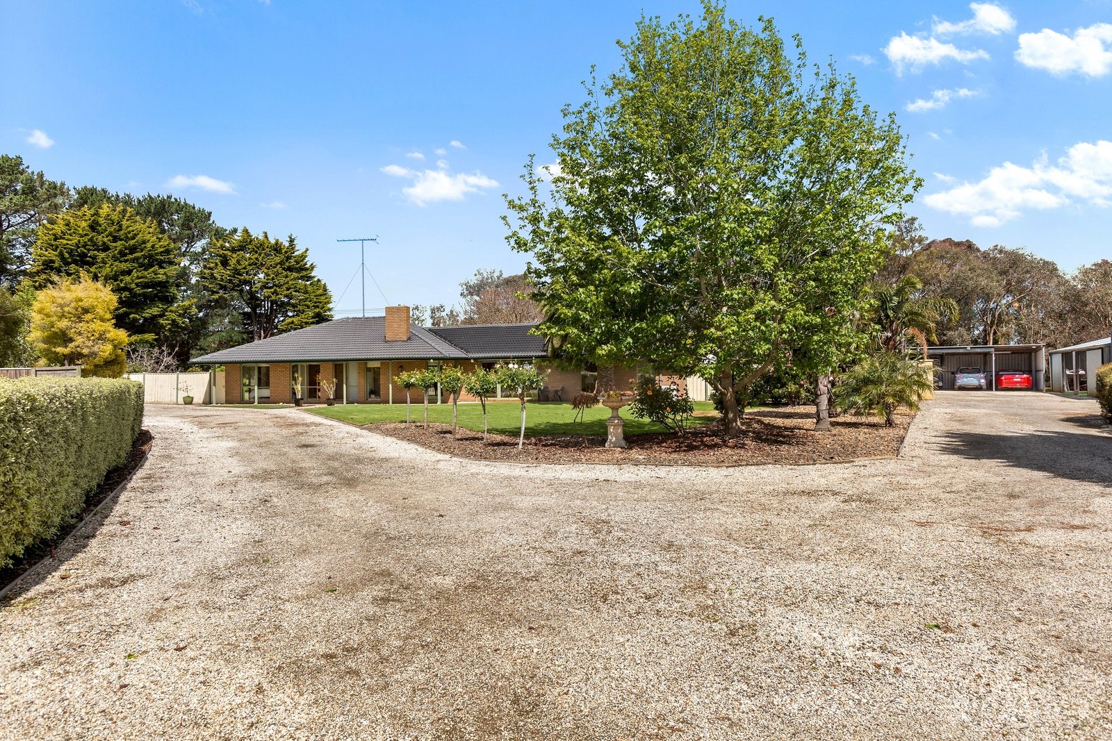 Property Gallery Thumbnail 2