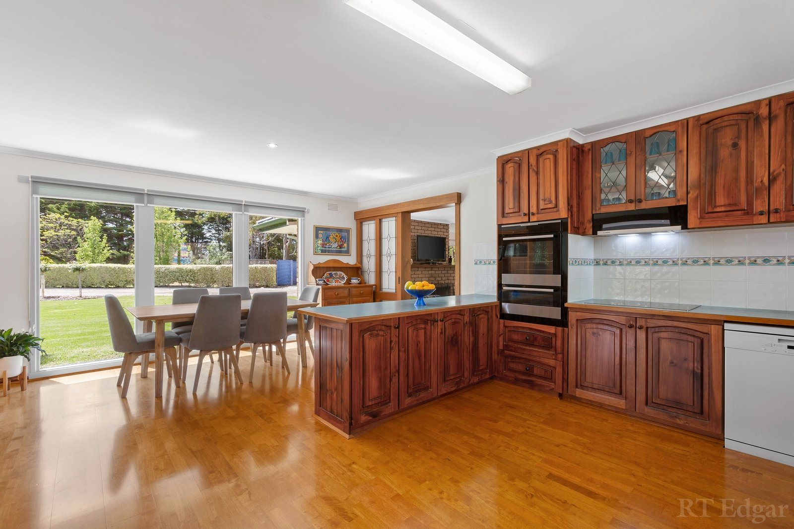 Property Gallery Thumbnail 5