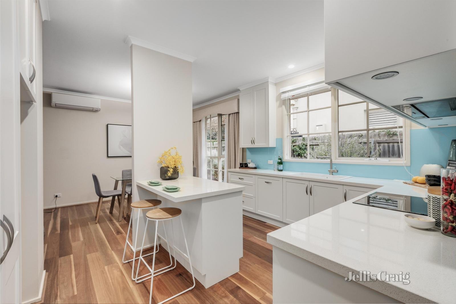 1/110 Prospect Hill Road, Canterbury image 3