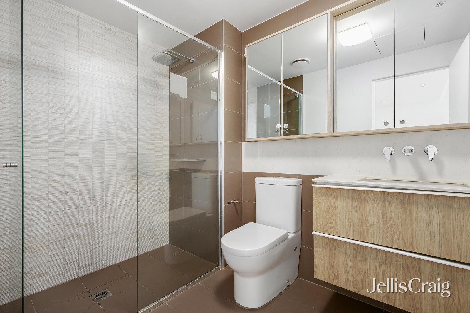 1110/3-5 St Kilda Road, St&nbsp;Kilda image 5