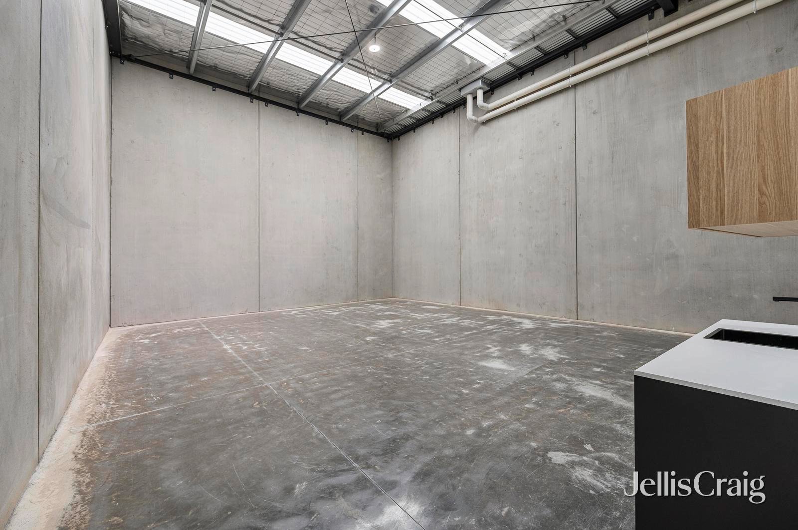 11/11 Kennedys Drive, Delacombe image 4