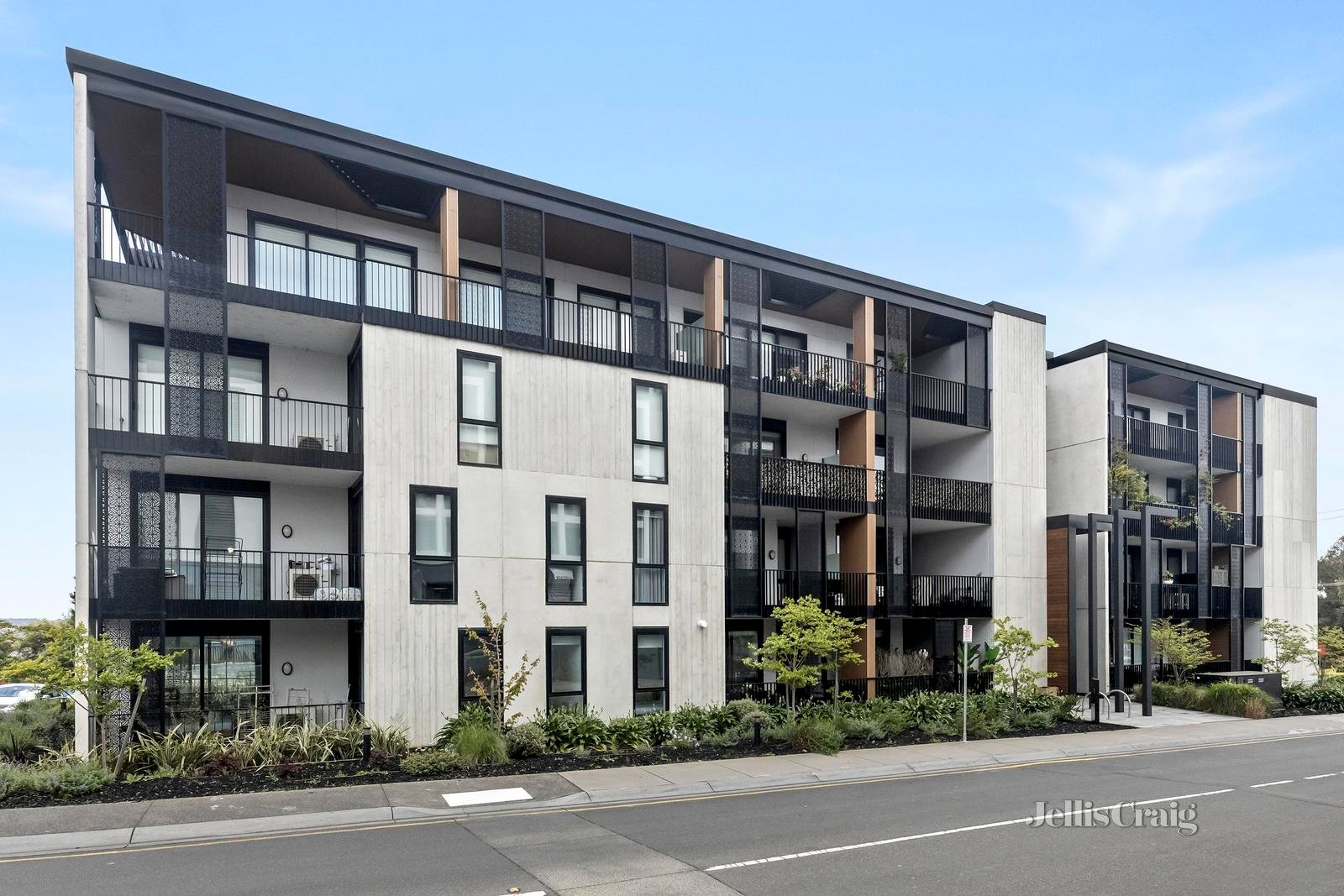 111/1 Red Hill Terrace, Doncaster East image 8