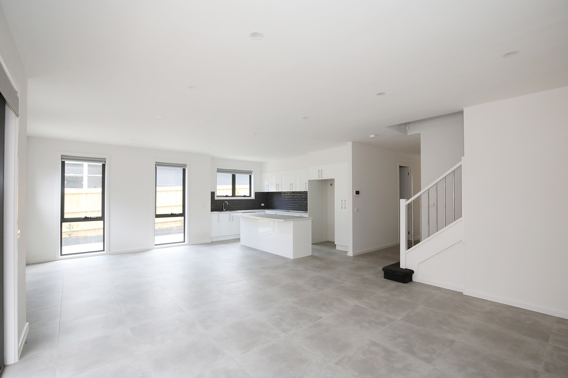 1/111 Willow Bend, Bulleen image 4