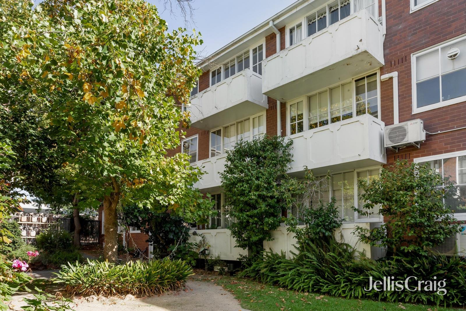 11/114 Riversdale Road, Hawthorn image 2