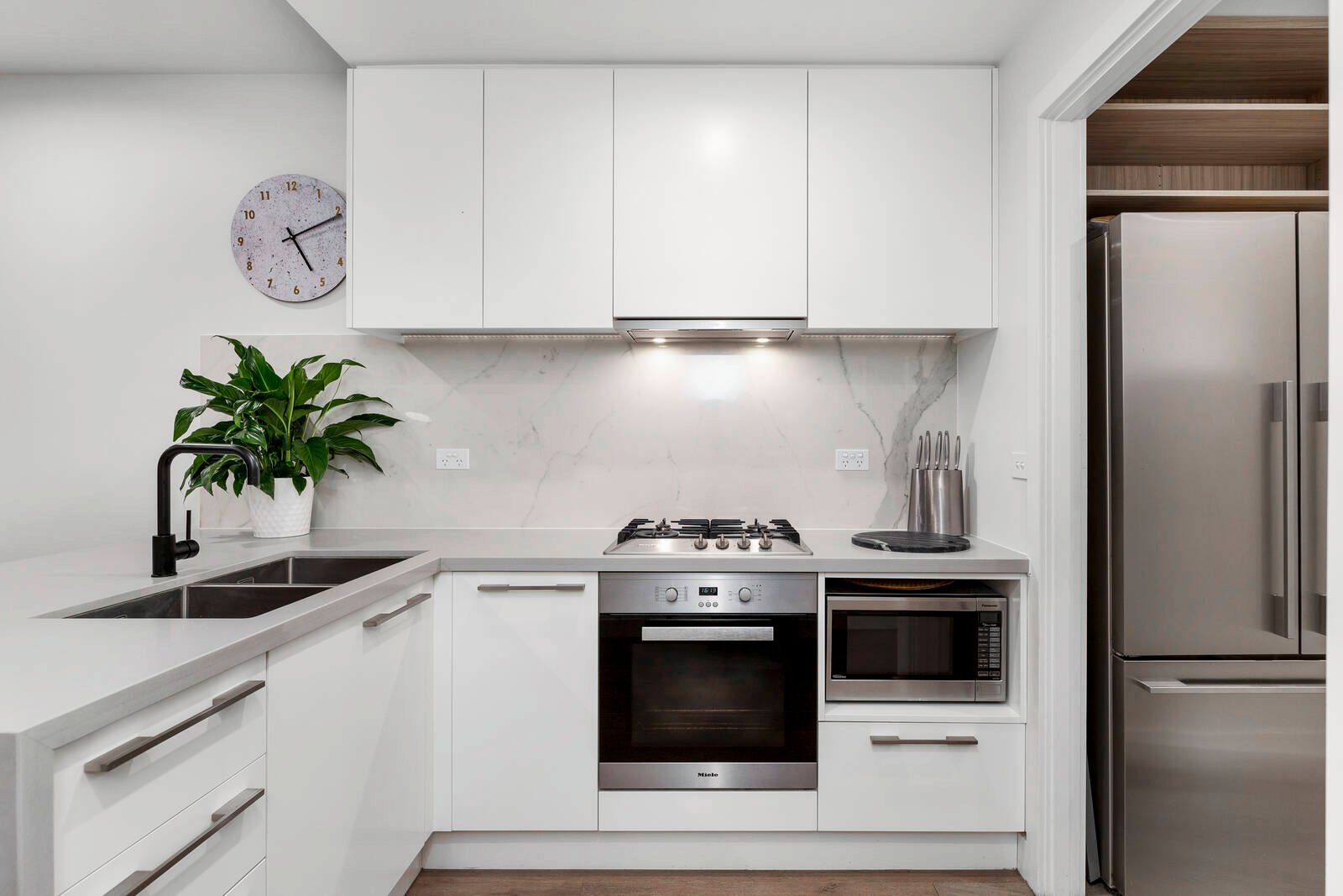 Property Gallery Thumbnail 2