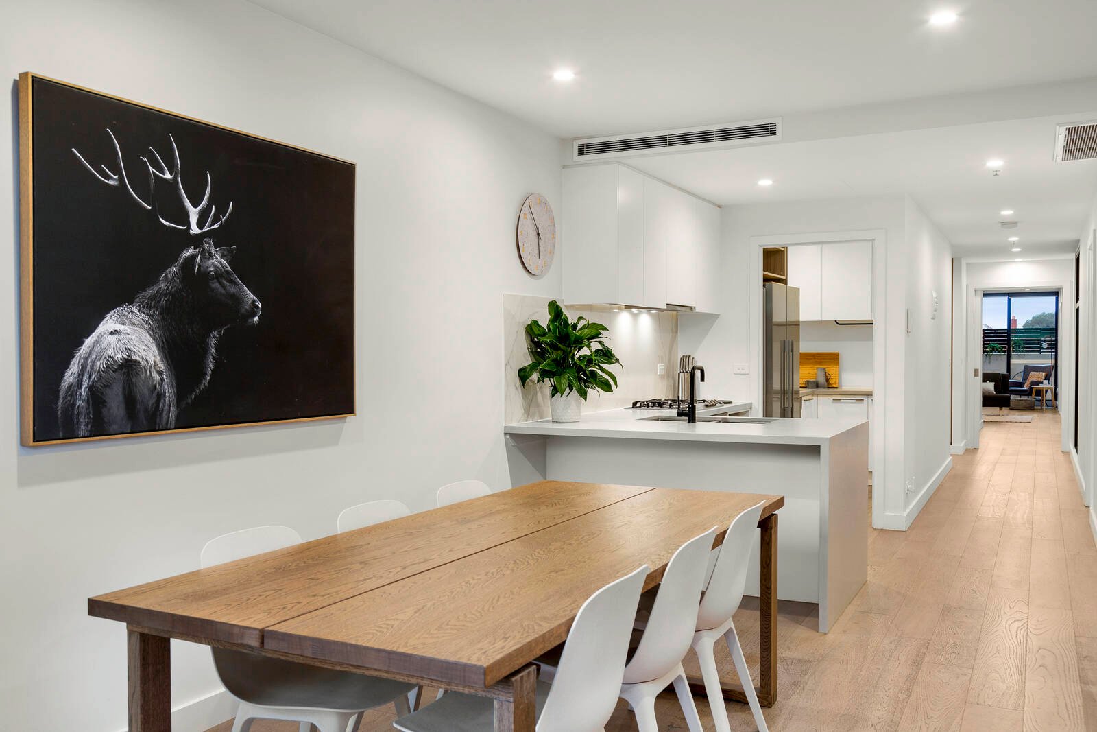 Property Gallery Thumbnail 3