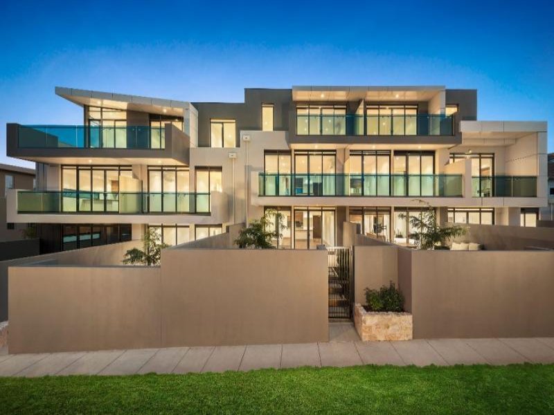 Property Gallery Thumbnail 6
