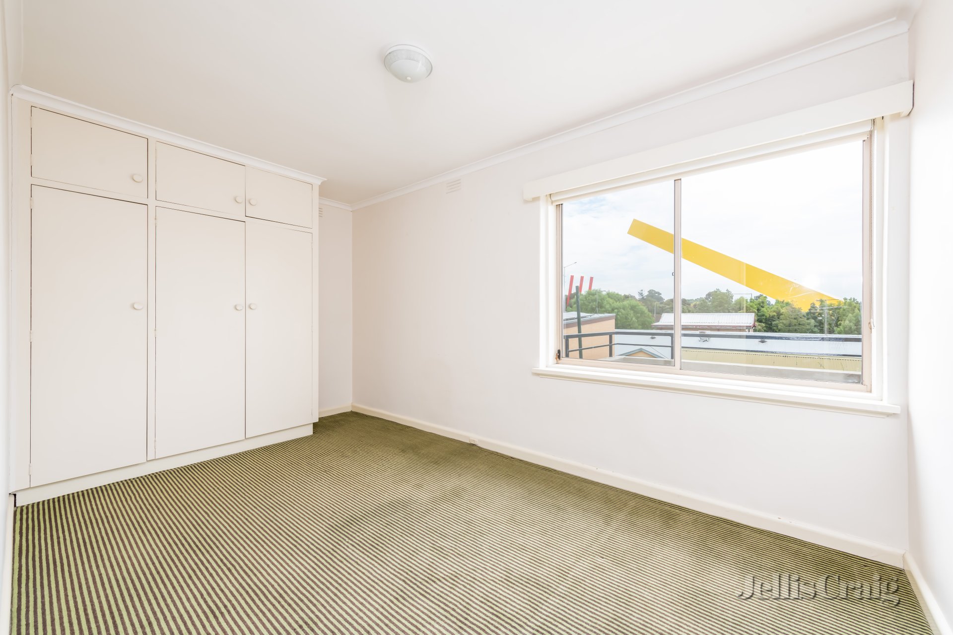 11/117 Manningham Street, Parkville image 4