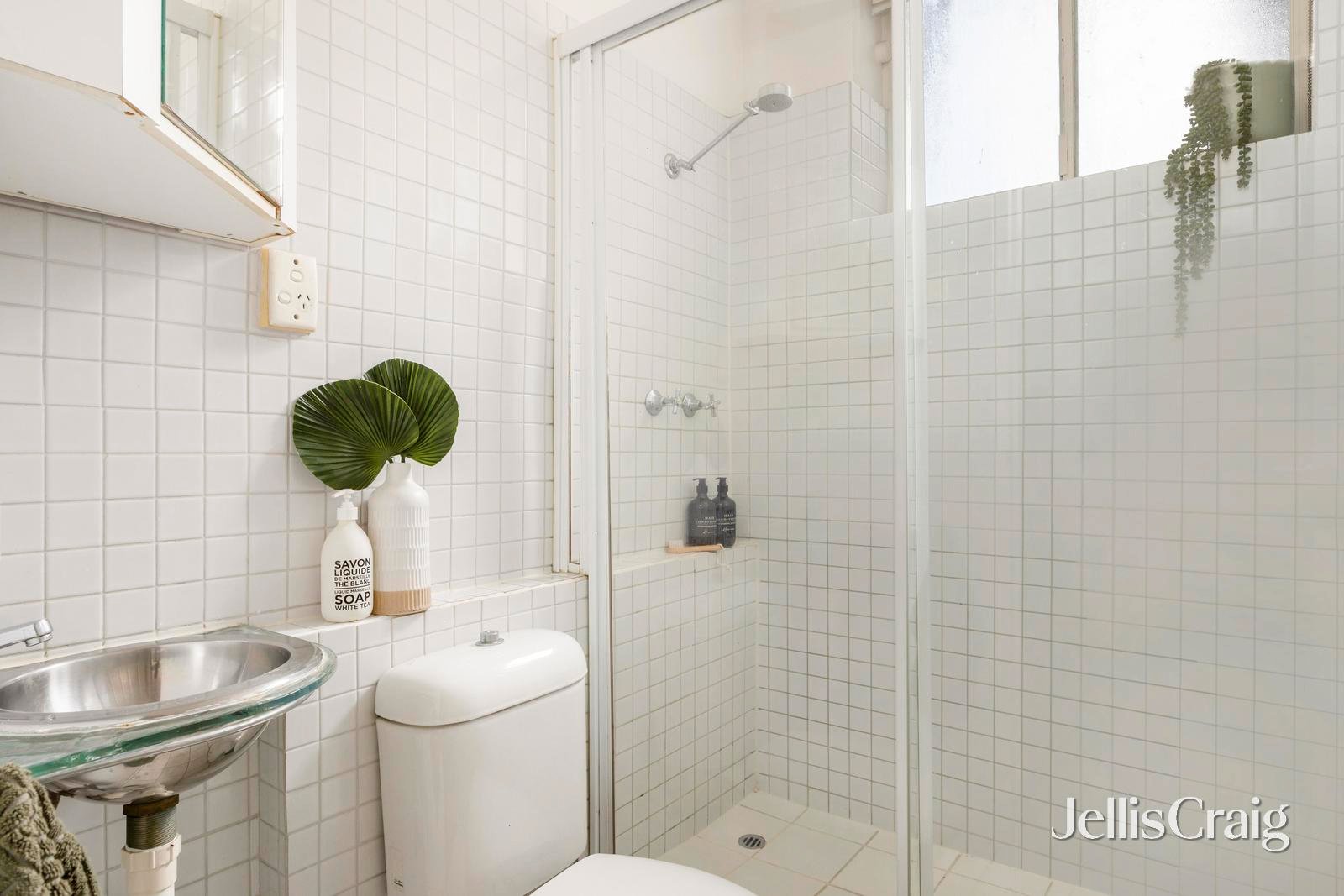 11/119 Wellington Street, Flemington image 8