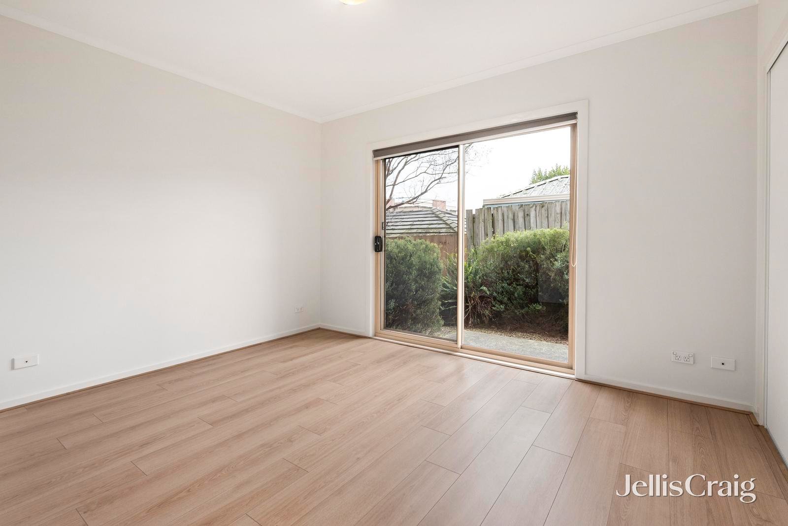 11/12-18 Bourke Street, Ringwood image 4