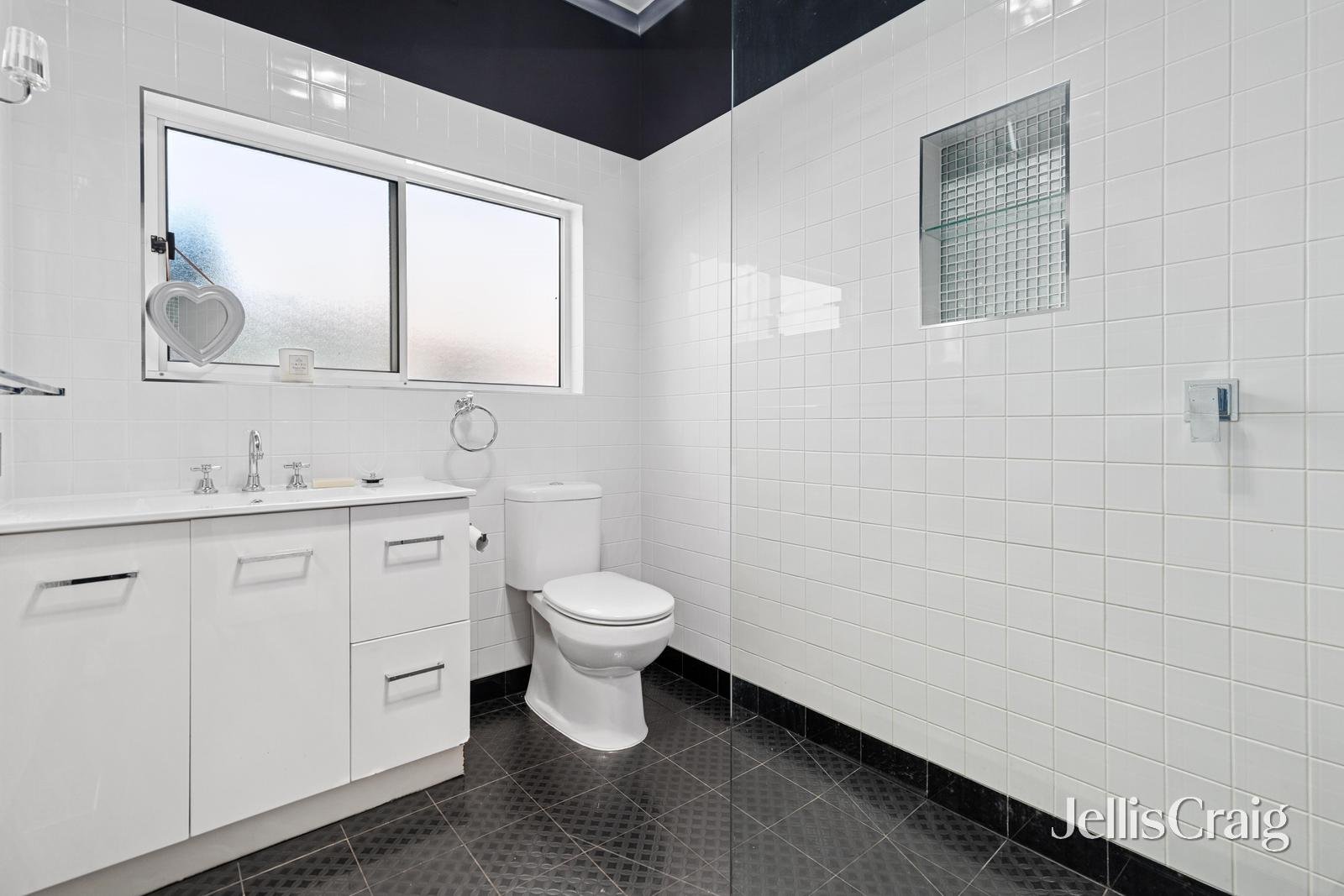 1112 Armstrong Street North, Ballarat North image 11