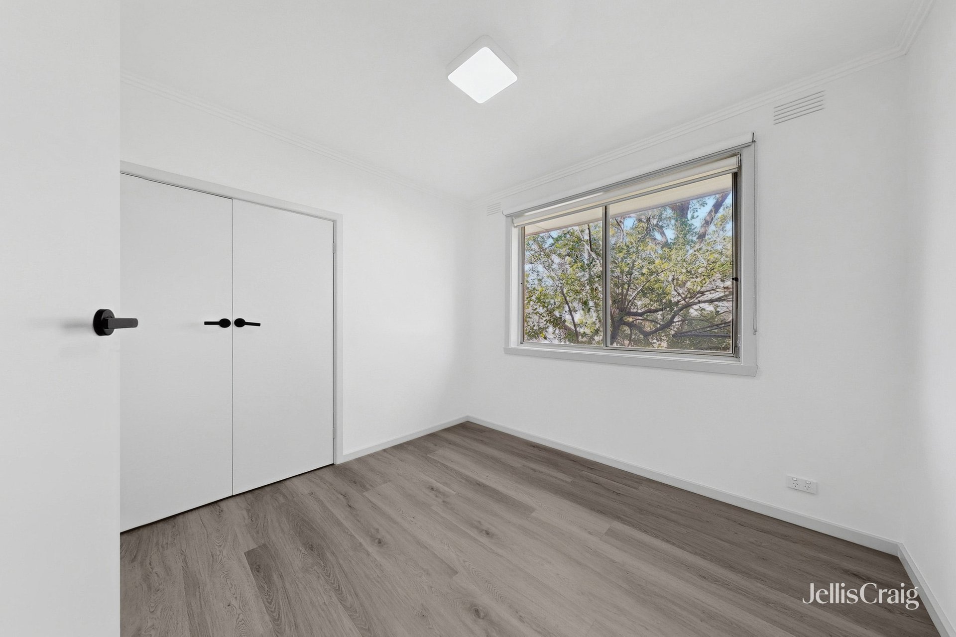1/112 Through Road, Camberwell image 8