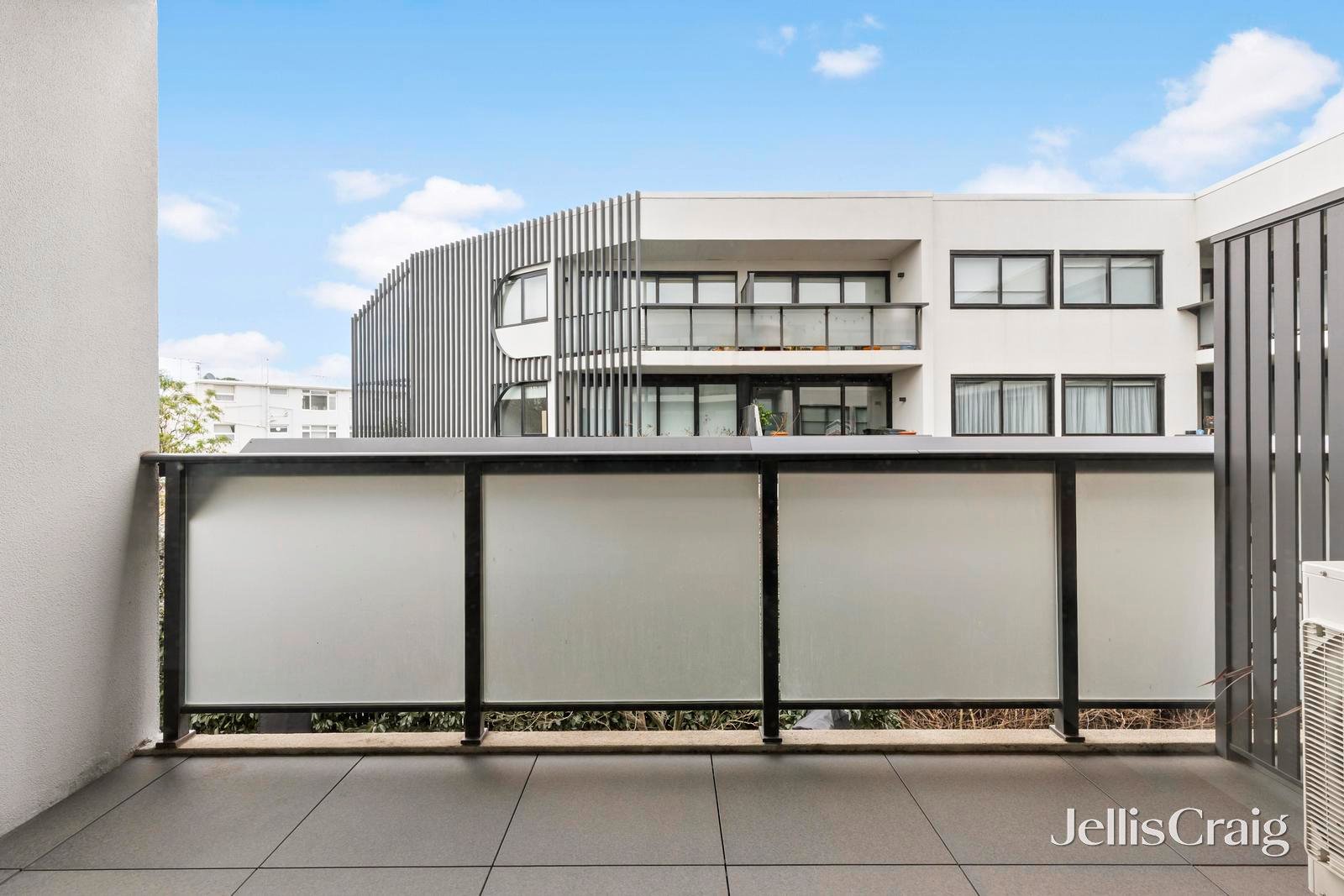 111/21 Glass Street, Essendon image 4