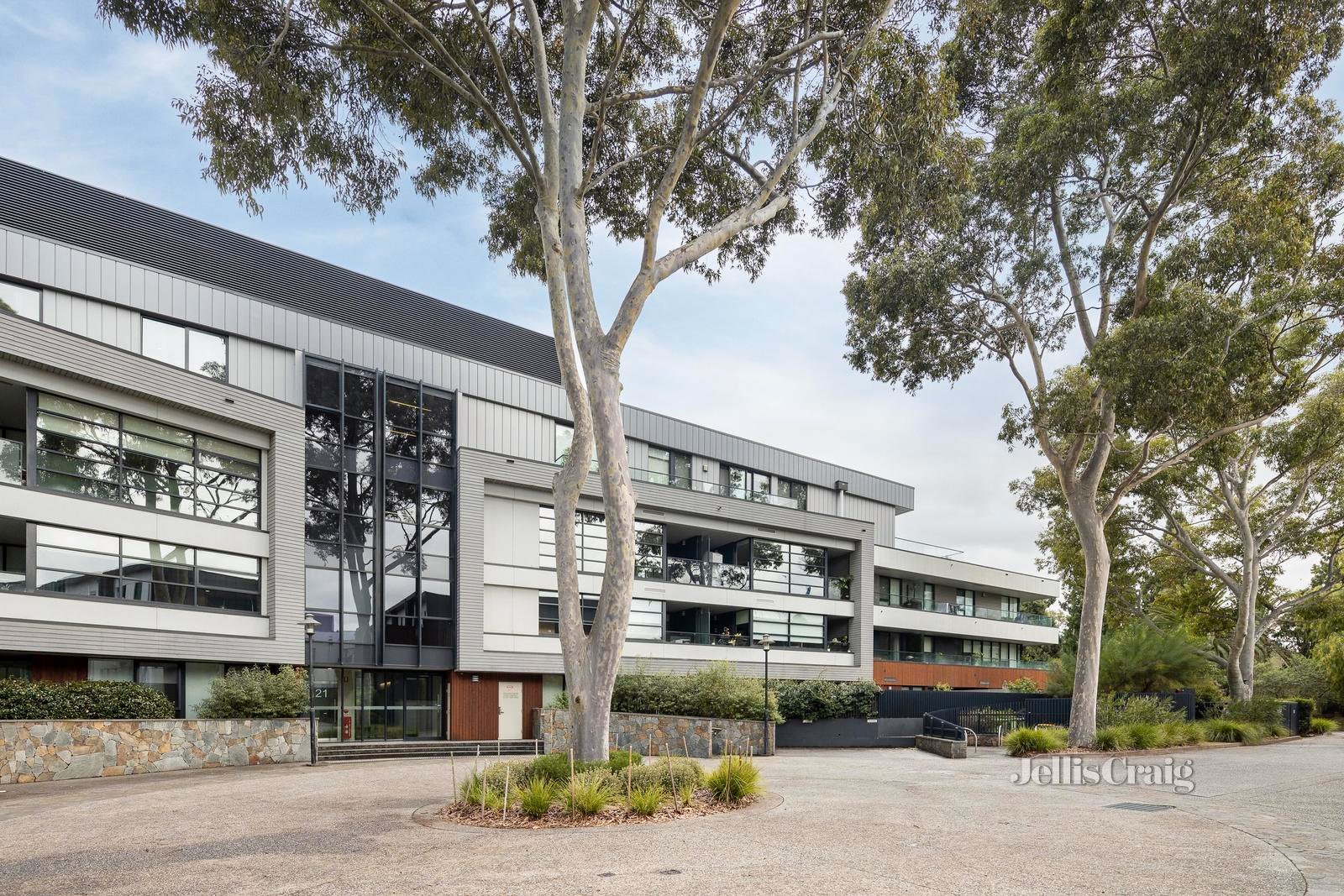 111/21 Rex Avenue, Alphington image 3