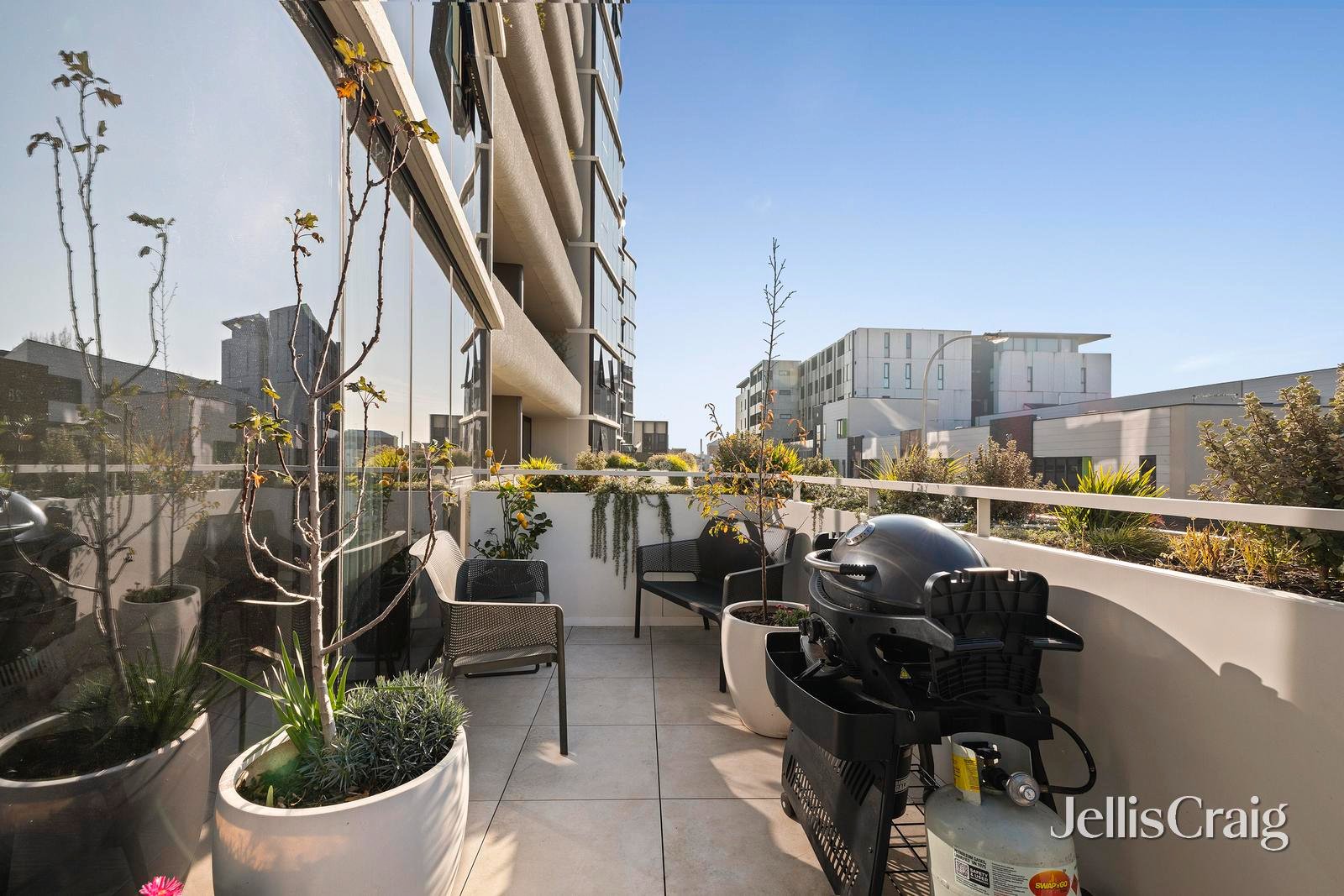 111/29 Waterline Place, Williamstown image 10