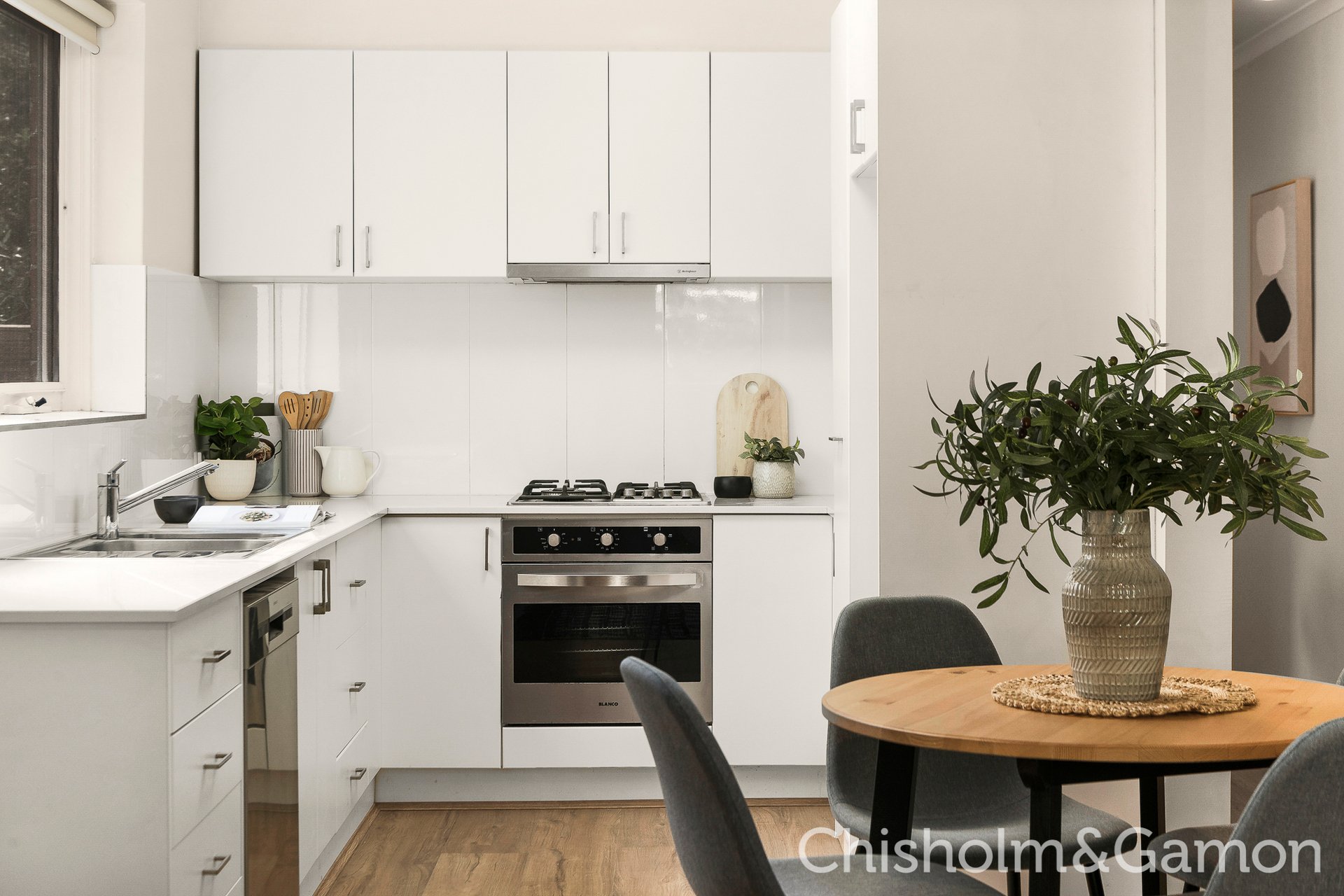 1/113 Addison Street, Elwood image 9