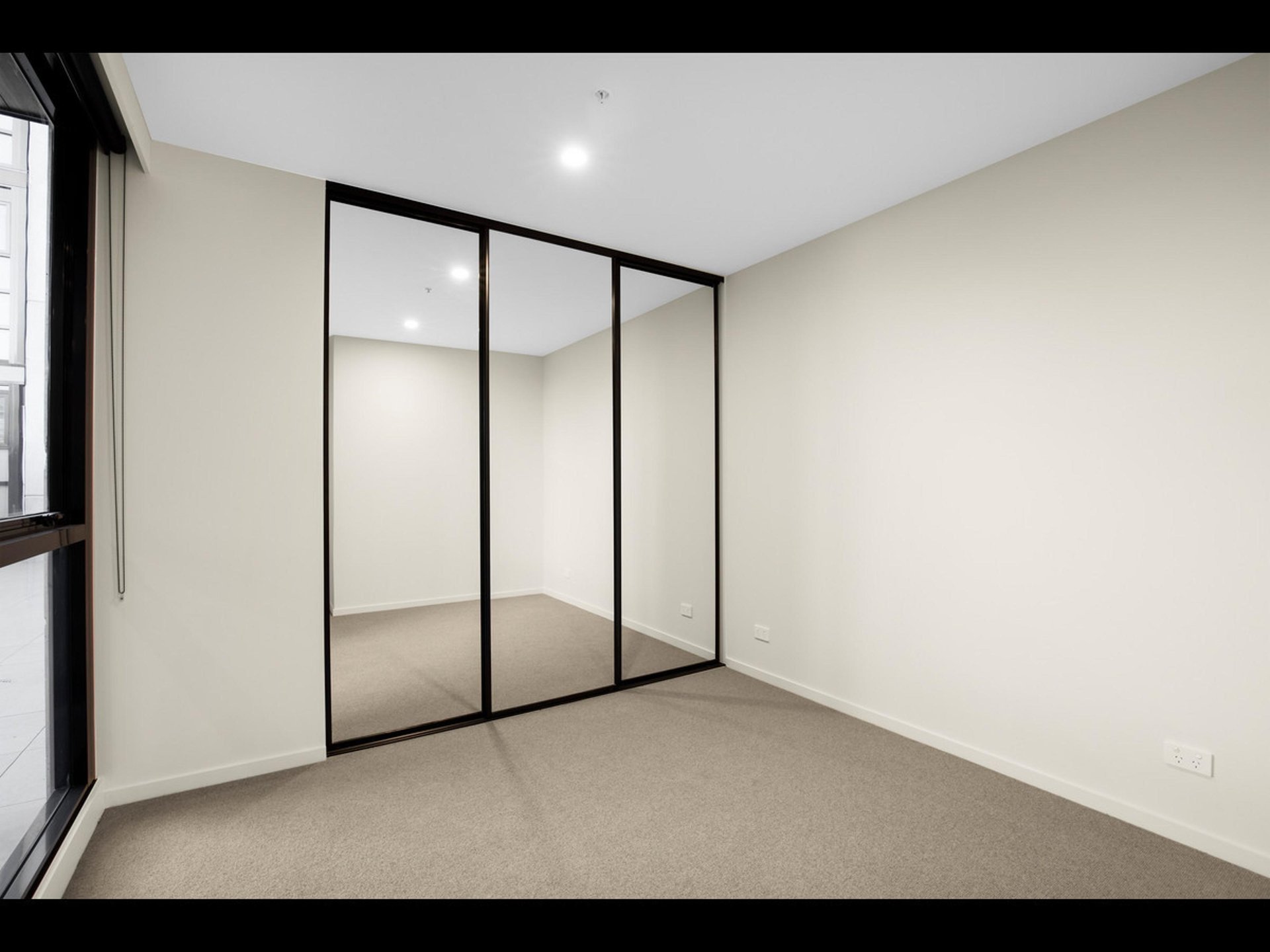 111/31 Queens Avenue, Hawthorn image 4