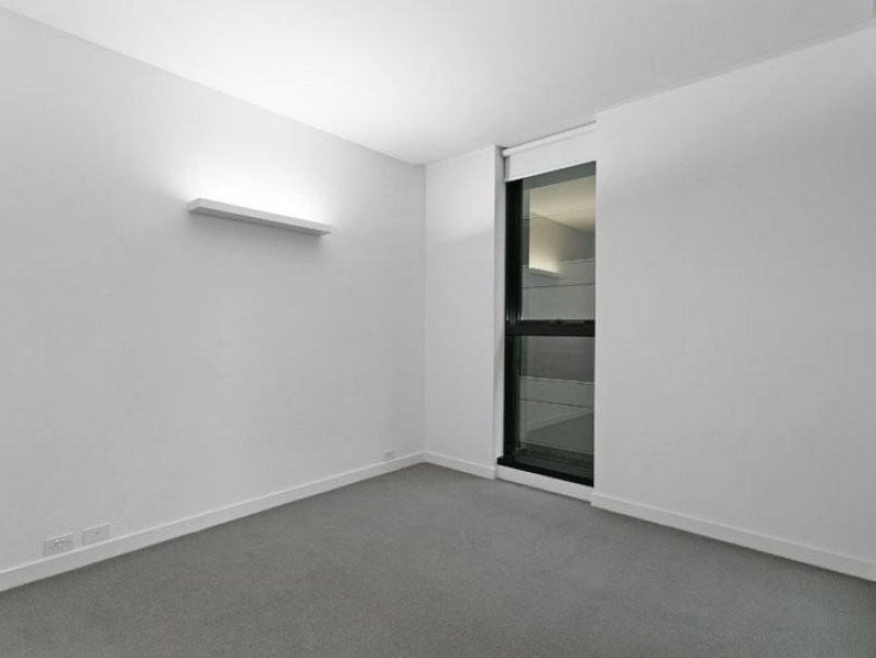 1113 / 470 St Kilda Road MELBOURNE