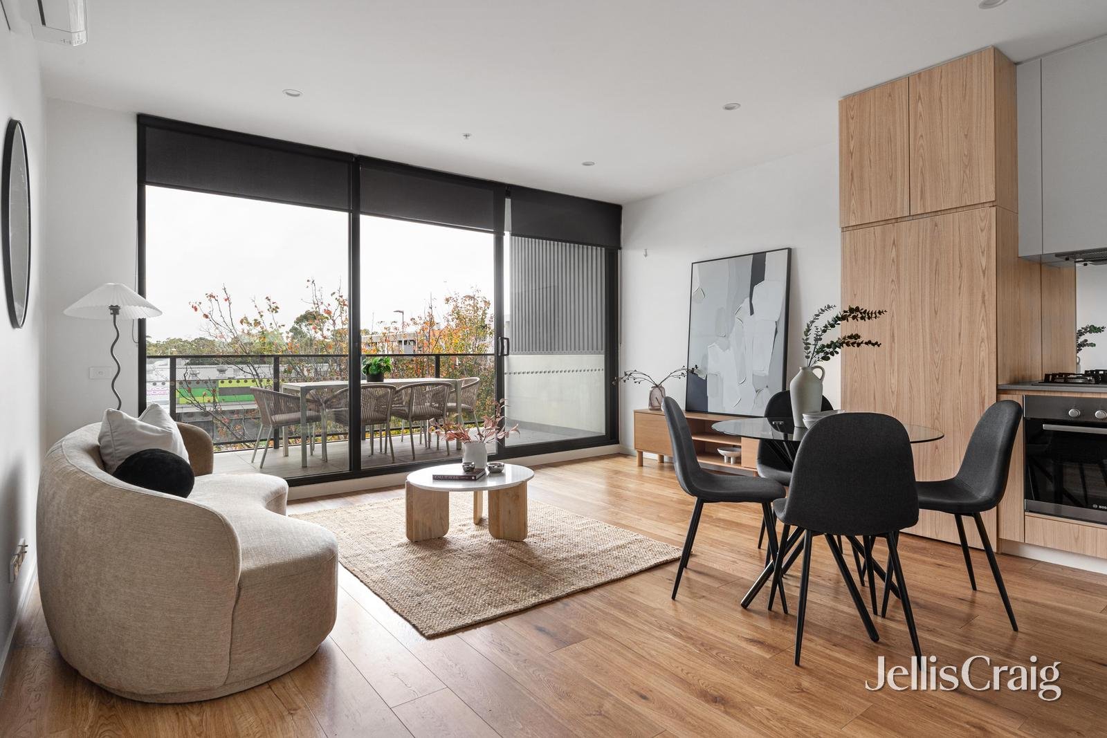 111/36 Copernicus Crescent, Bundoora image 1
