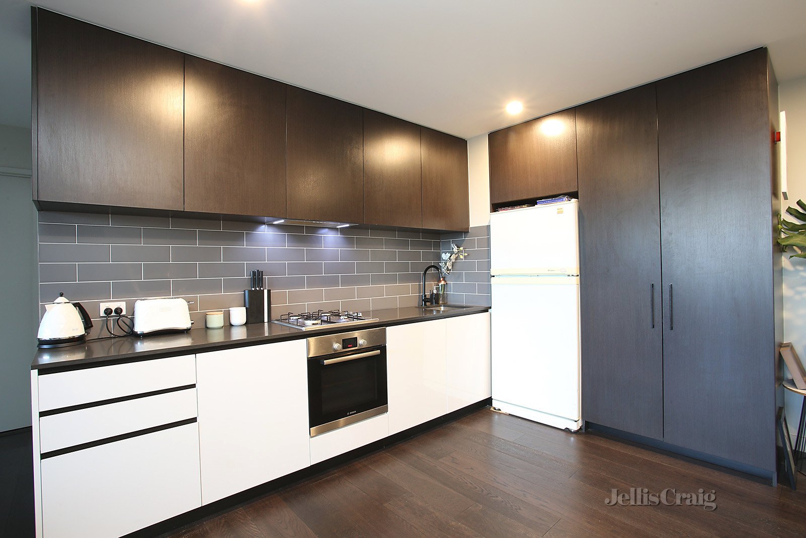 111/4-6 Station Street, Moorabbin image 5
