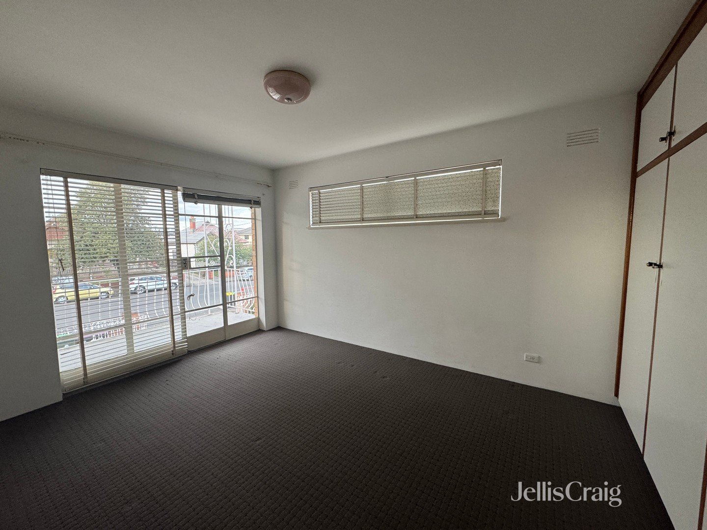 1/114 Blyth Street, Brunswick image 4
