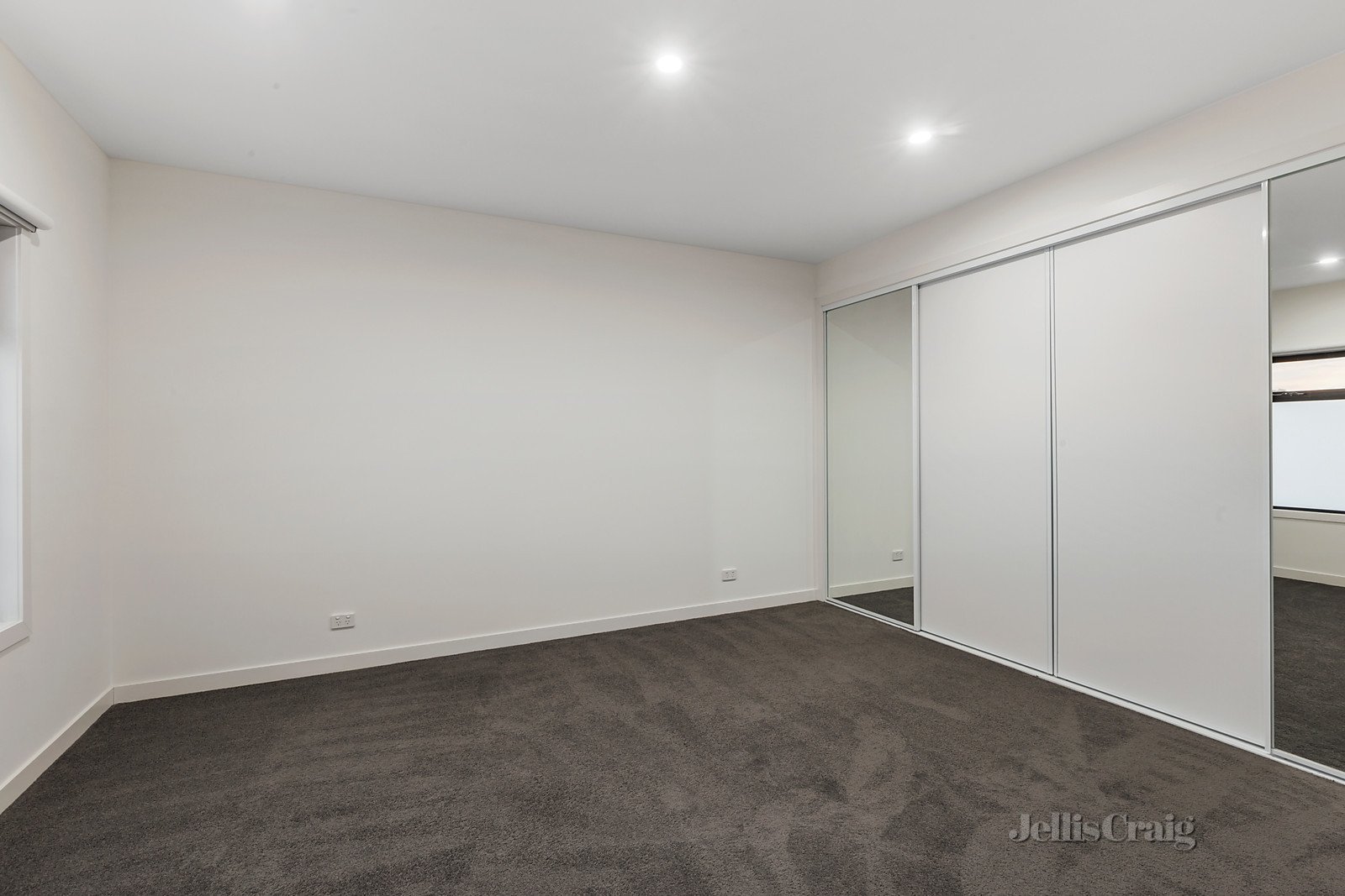 1/114 Bond Street, Ivanhoe image 9