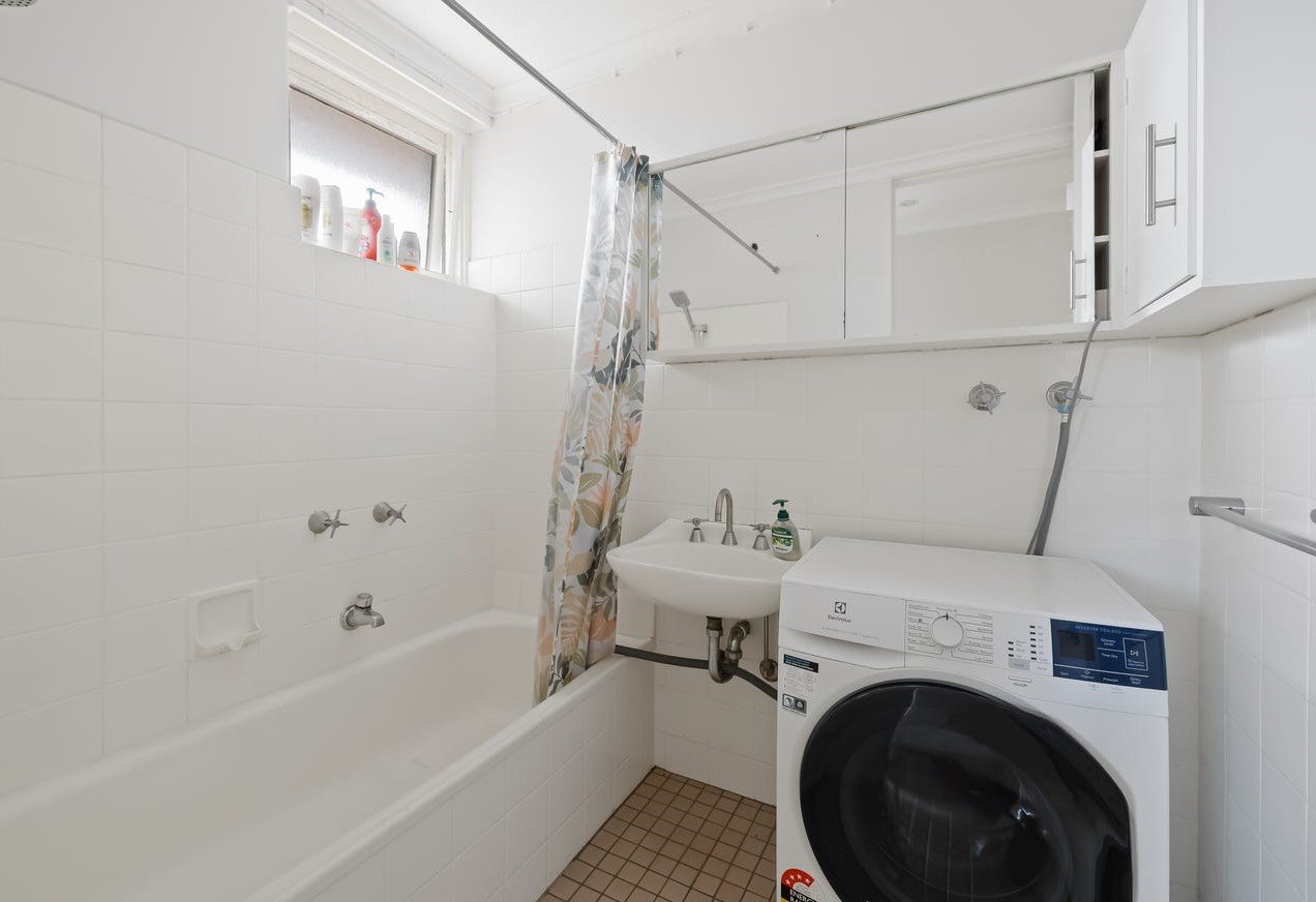 11/140 Kerferd Road, Albert Park image 6