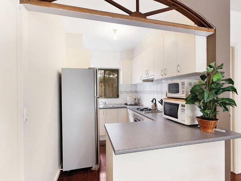 1/115 Victoria Road, Hawthorn East image 3