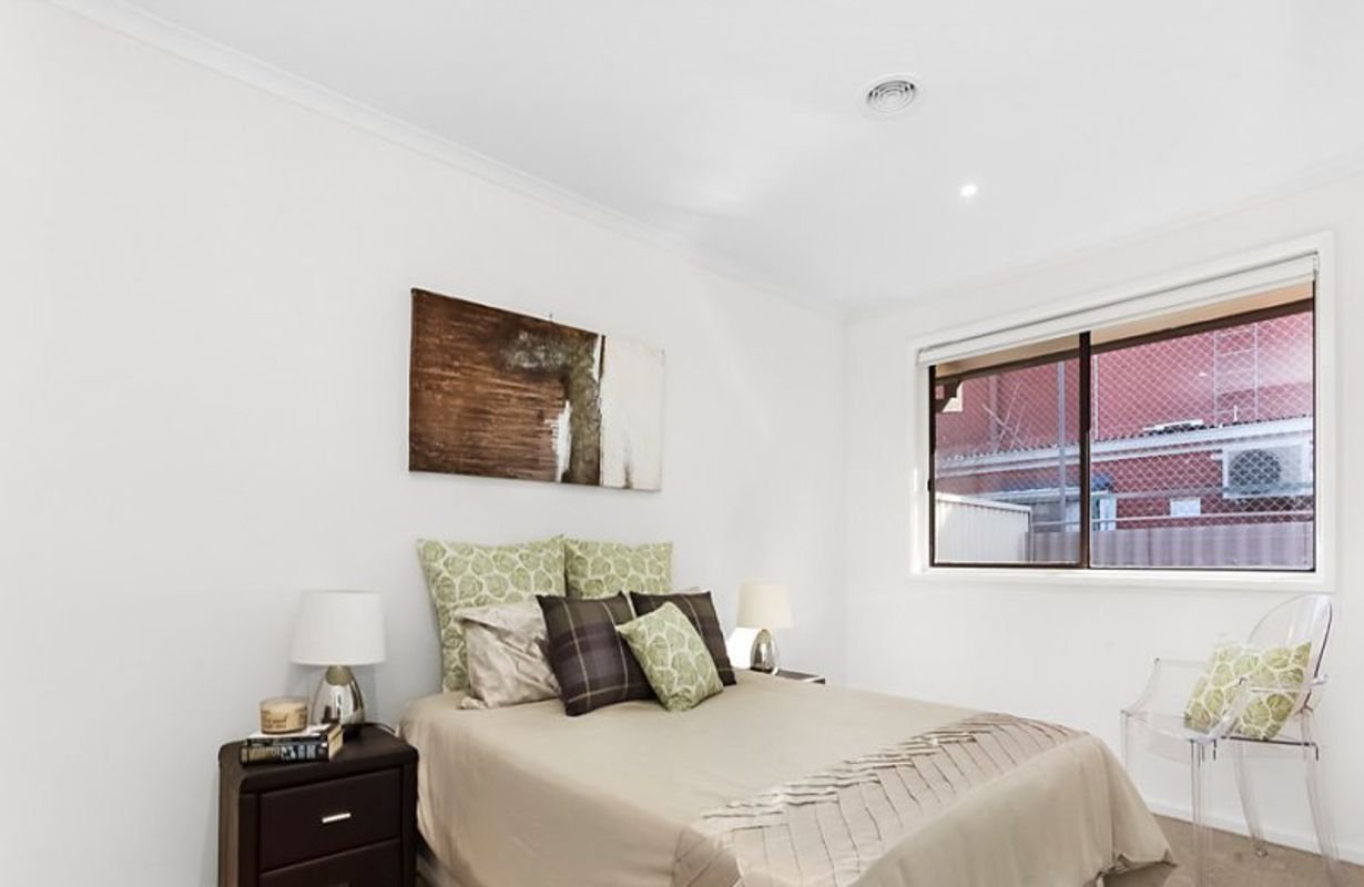 1/115 Warrigal Road, Oakleigh image 4