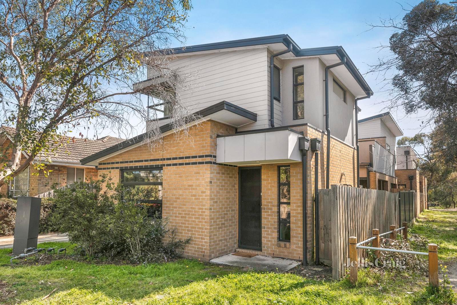 1/115 Wilson Street, Moonee Ponds image 6