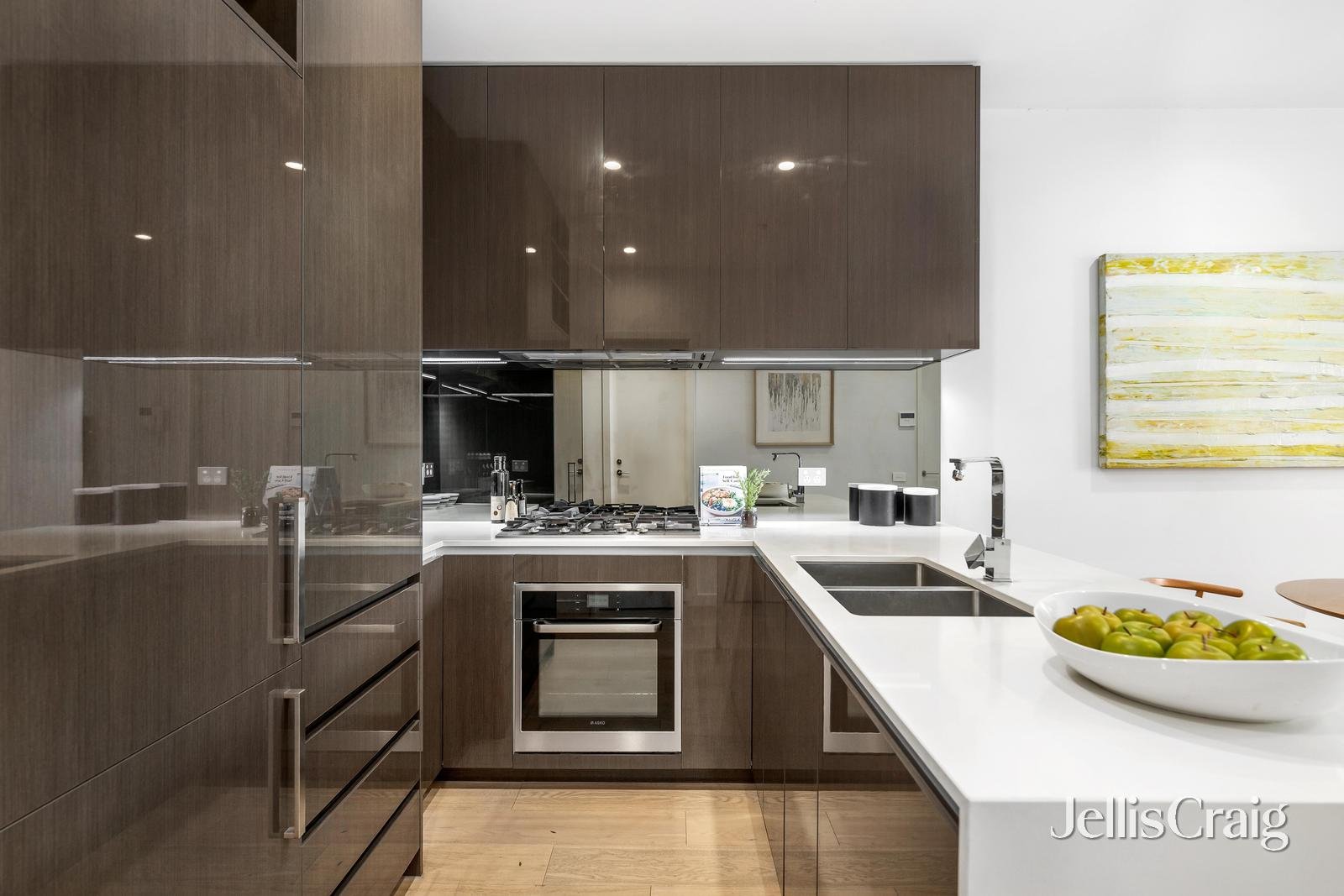 111/56 Harp Road, Kew image 3