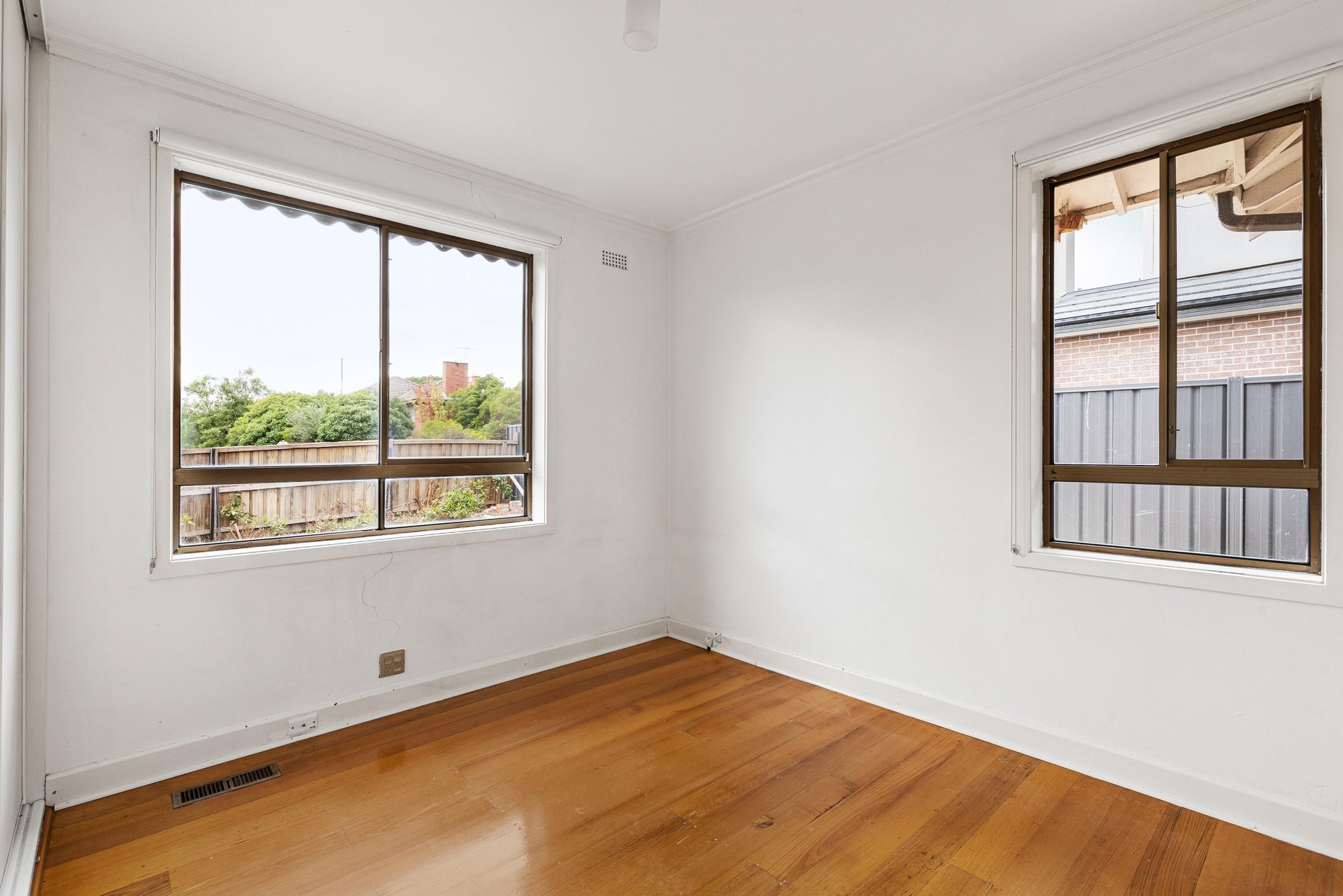 1/116 Belmore Road, Balwyn image 5