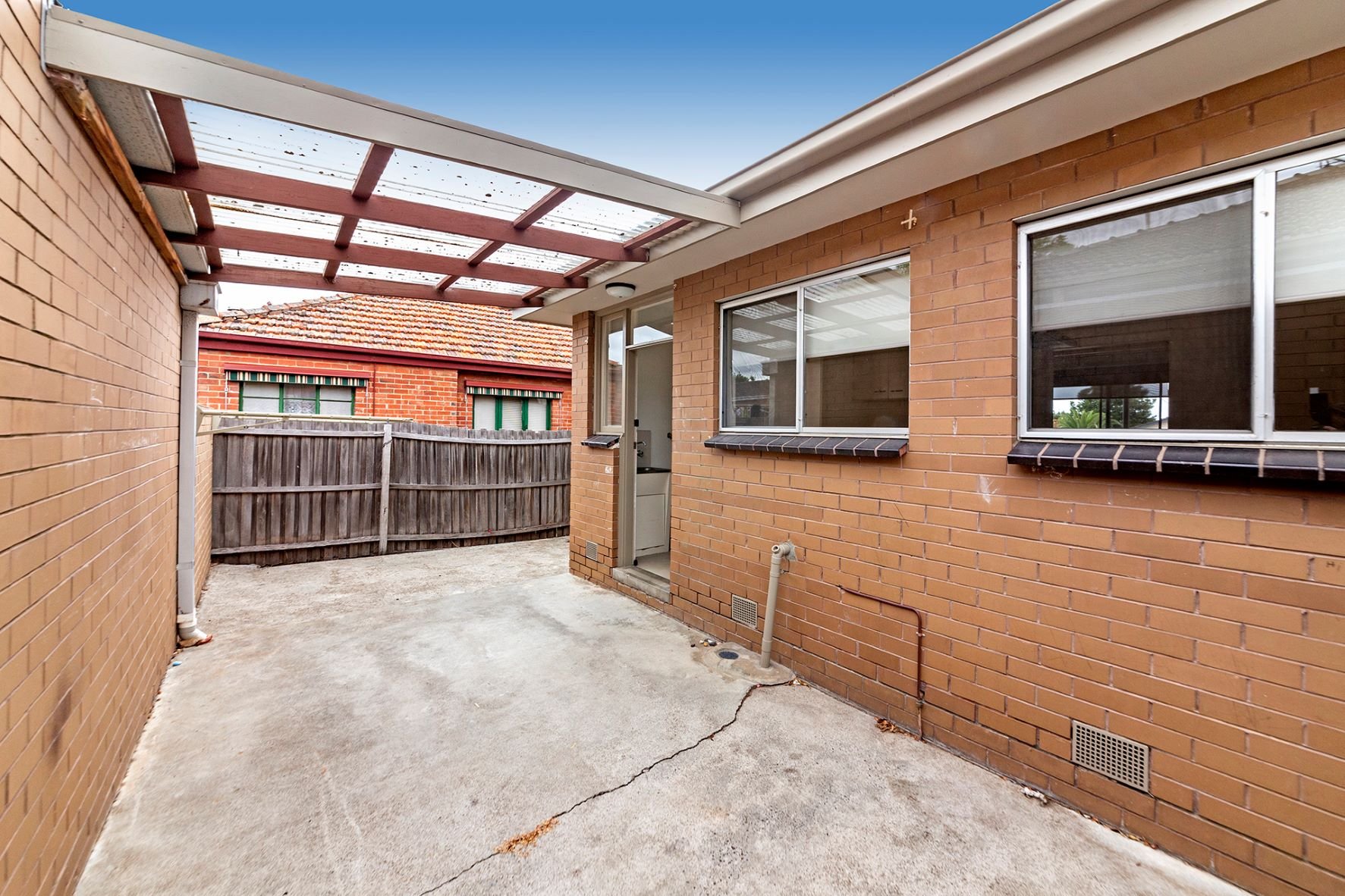1 / 116 Jasper Road BENTLEIGH