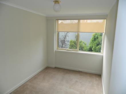 Property Gallery Thumbnail 4