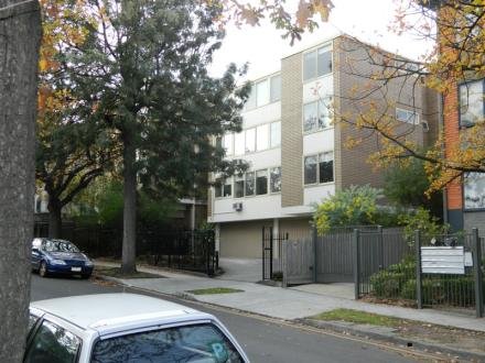 Property Gallery - Main Image