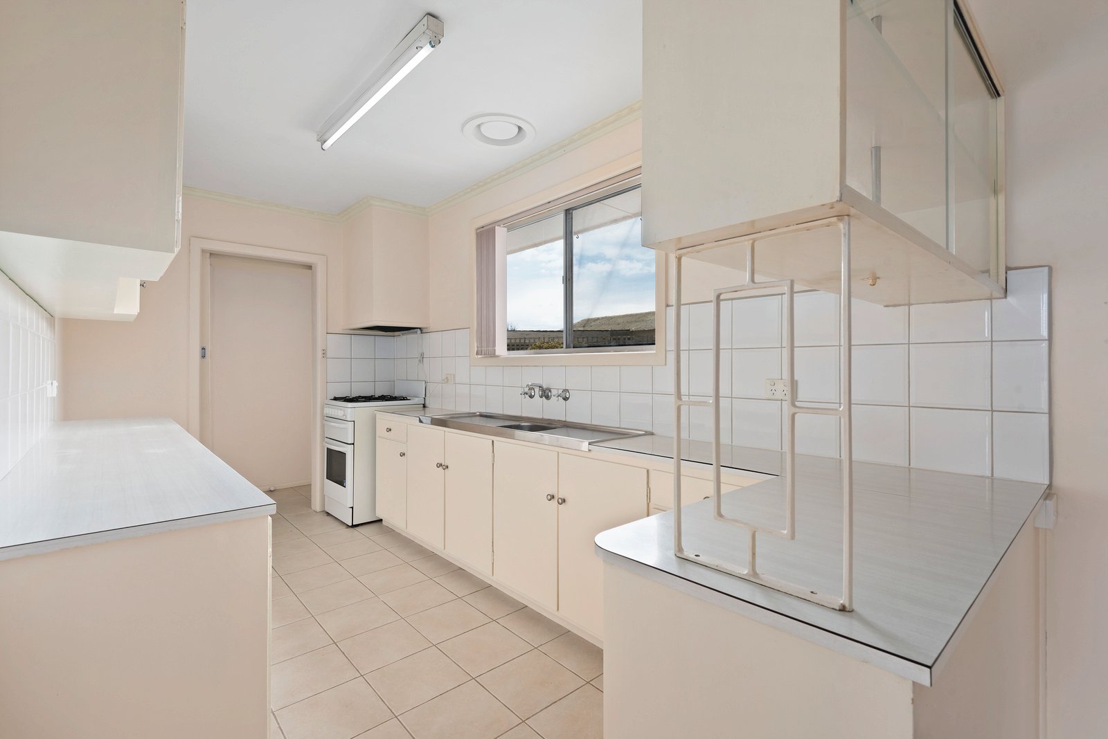 Property Gallery Thumbnail 2