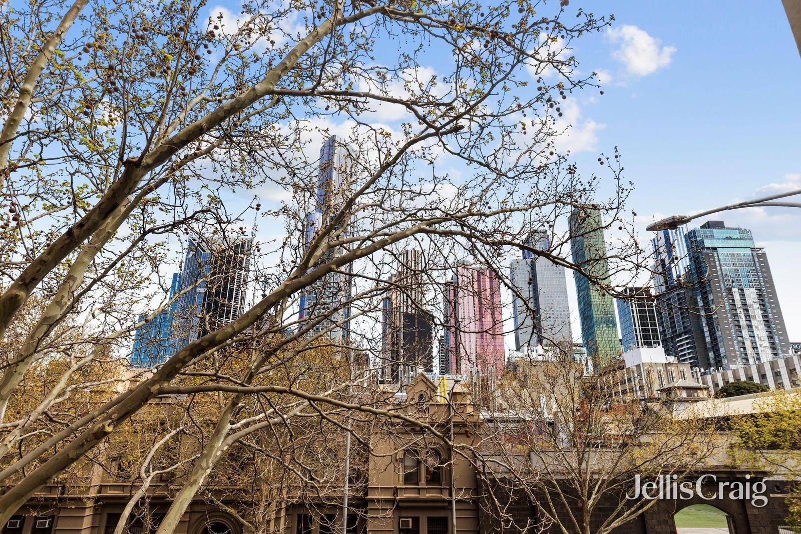 111/61 Mackenzie Street, Melbourne image 14