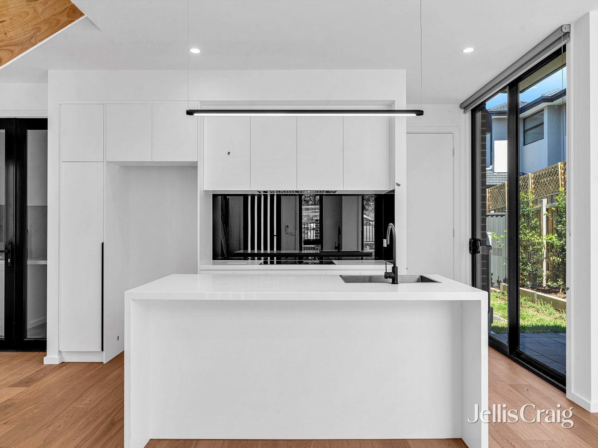 1/117 Coleman Parade, Glen&nbsp;Waverley image 3