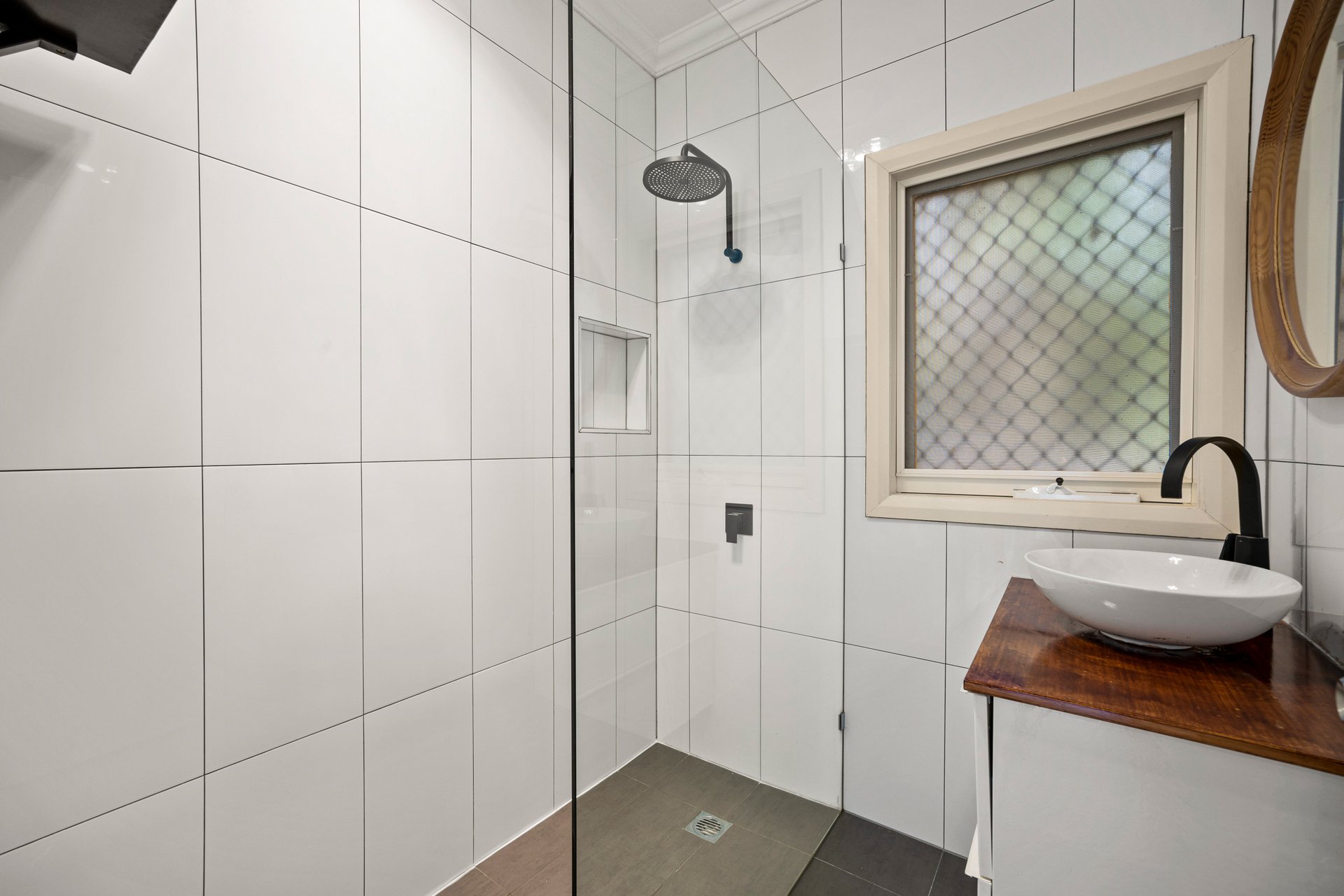 1/117 Station Street, Burwood image 6