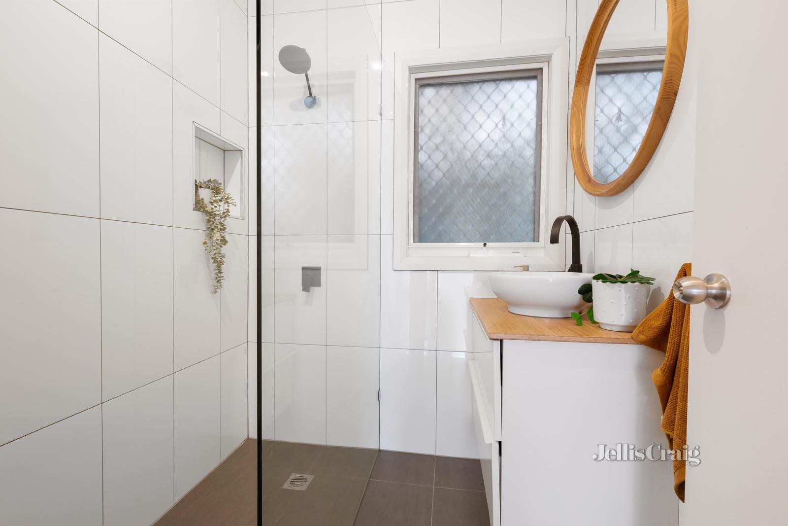 1/117 Station Street, Burwood image 6