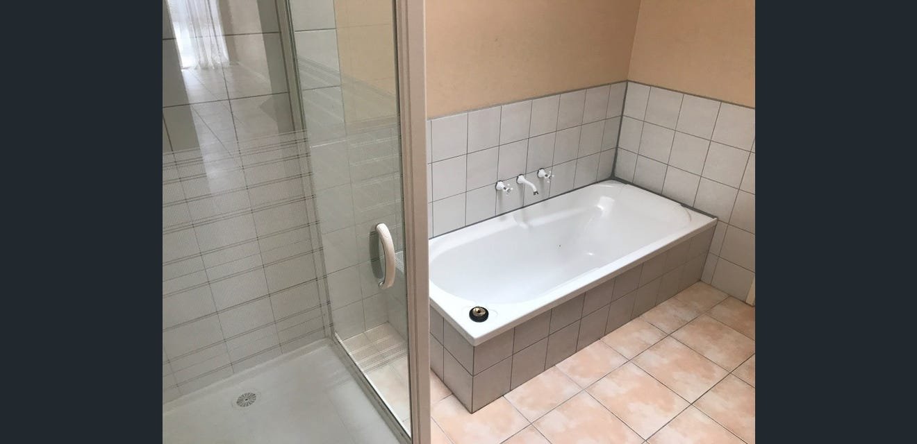 1/1174 Heatherton Road, Noble Park image 4