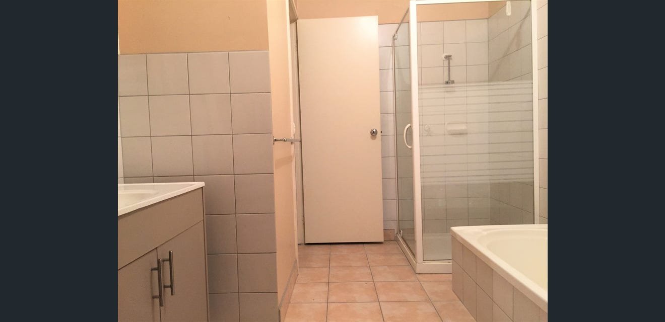 1/1174 Heatherton Road, Noble Park image 5