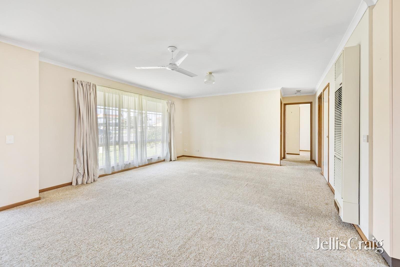 1/118 Albert Street, Sebastopol image 3