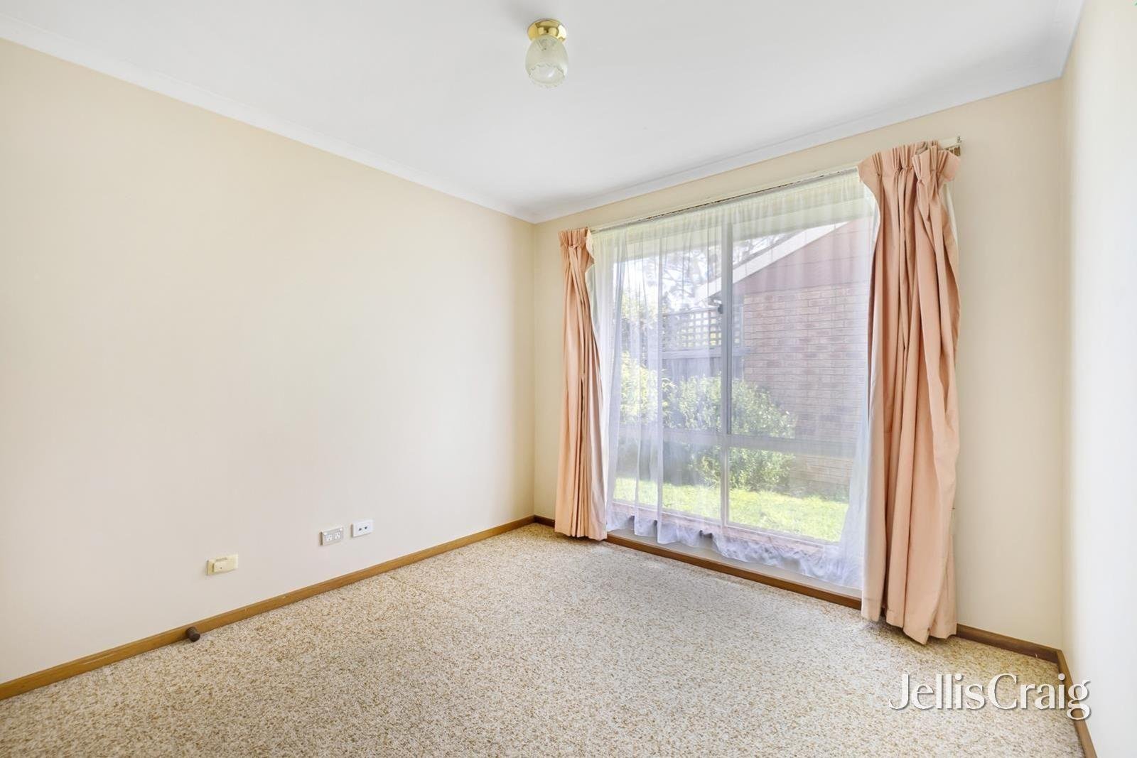 1/118 Albert Street, Sebastopol image 9